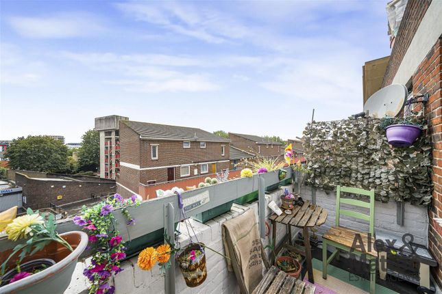 47 Westlake, Rotherhithe New Road, London photo 4