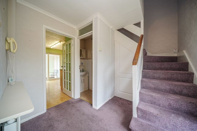 6 Megdale Place, Aylesbury photo 4