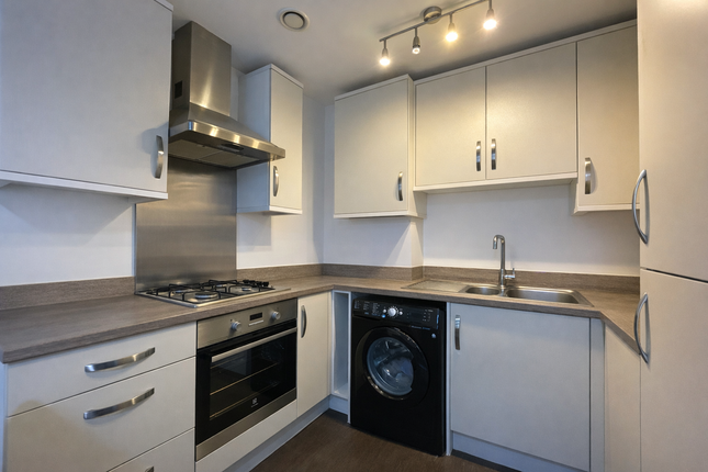 7, Regent House, Strood photo 3
