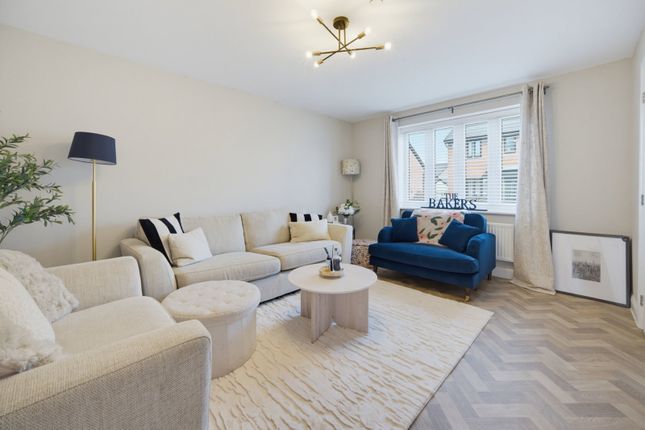 7, Thistle Street, Penllergaer photo 4