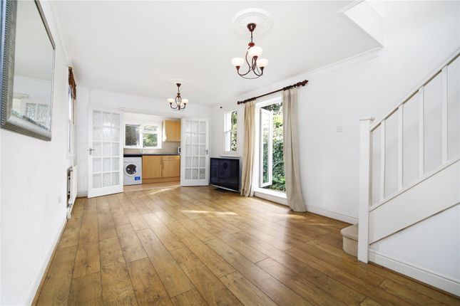 Thumbnail Flat to rent in St. Johns Park, London