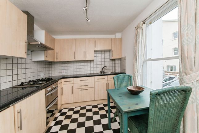 6, Riverside Court, Colleton Crescent, Exeter photo 4