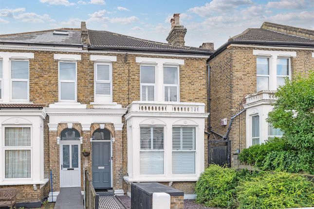 Flat for sale in Wolfington Road, West Norwood