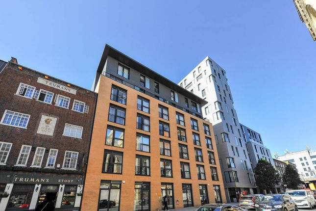 1-bed flat on Flat 404, Eastlight Apartments, 18 Dock Street, London, £380,000