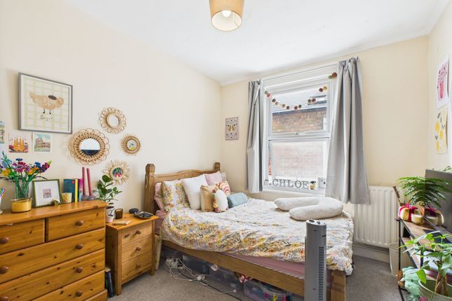 24 Bennington Street, Cheltenham photo 4