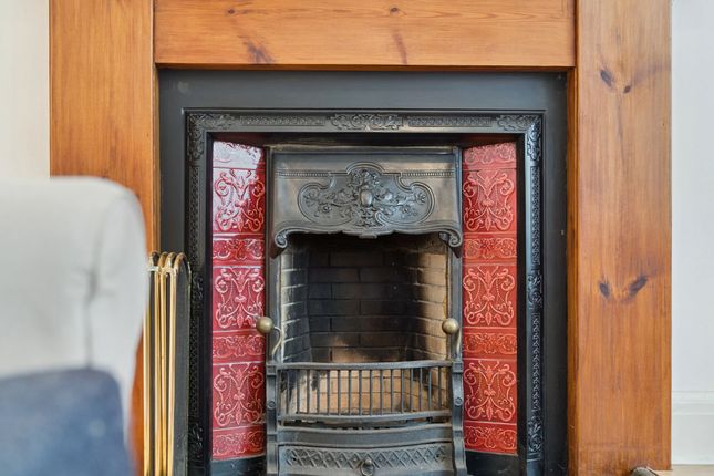 12 Ochil Street, Alloa photo 3