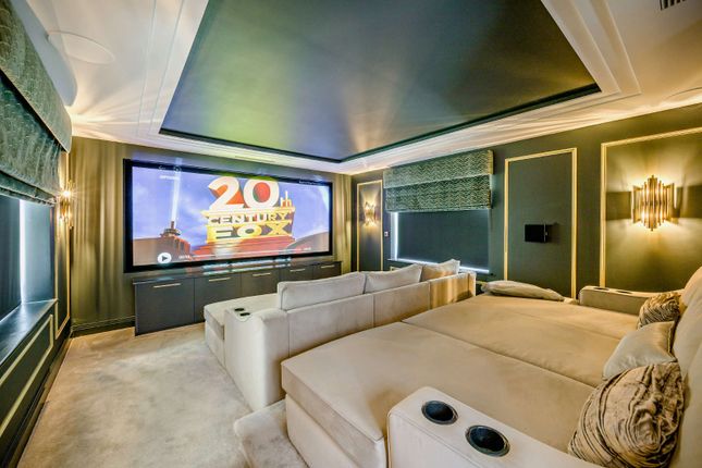 Mill Hill Farm,, East Hanningfield Road, Chelmsford photo 4