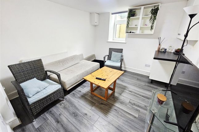 1, Sidney Terrace, Lancashire photo 2