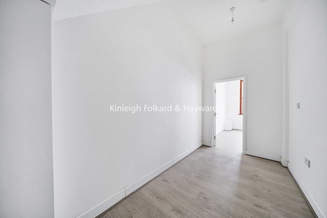 Fff, 9A, Broadway Parade, London photo 4