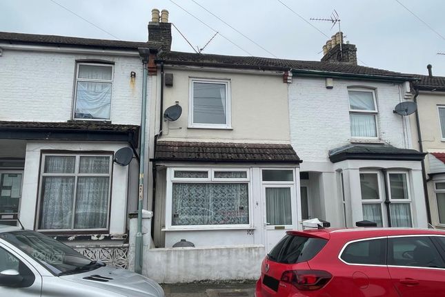 Thumbnail Terraced house for sale in 101 Albany Road, Gillingham, Kent