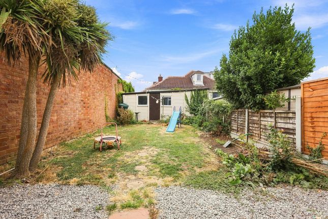 88, Ferry Road, Hockley photo 4