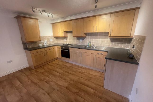31, Brunel Court, Cornwall photo 2