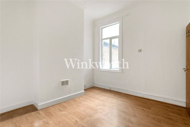 393, Bowes Road, London photo 4