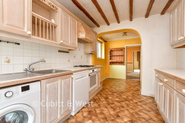 25, Ashurst Road, Tadworth photo 3