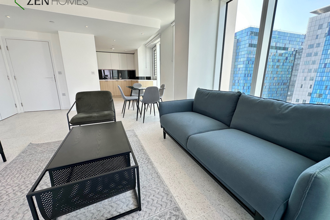 Apartment 1601, Bouchon Point, London photo 4