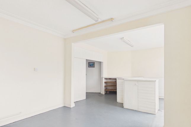 1 Beevor Street, Lincoln photo 4