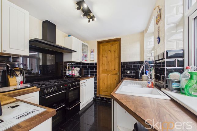 66 Curtis Road, Ashford photo 3