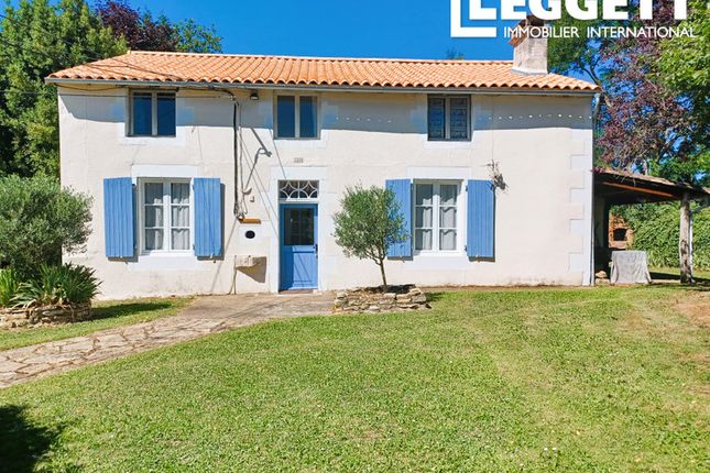 Thumbnail Villa for sale in Caunay, Deux-Sèvres, Nouvelle-Aquitaine
