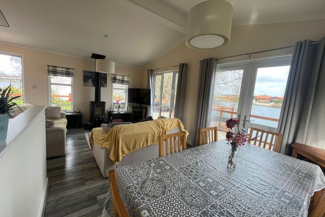 Mobile/park home for sale in 16 Misty Bay, Tattershall Lakes, Sleaford