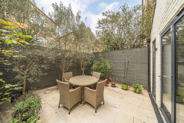 14, Netherford Road, London photo 4
