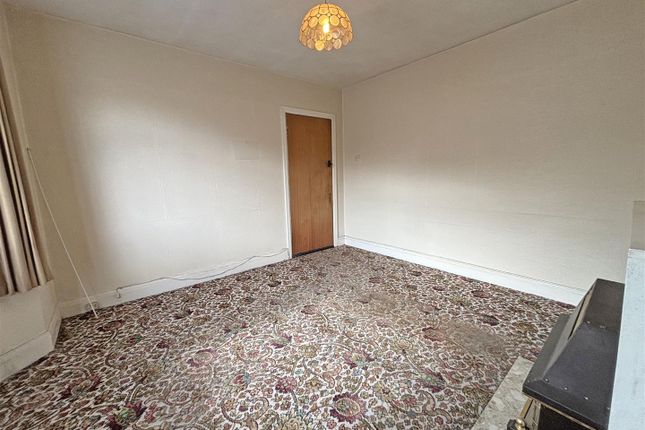 48, Clwyd Avenue, Abergele photo 3