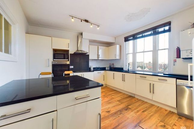 Thumbnail Flat to rent in St. Aubyns, Hove