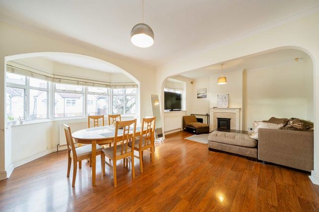 3A, Neeld Crescent, London photo 4