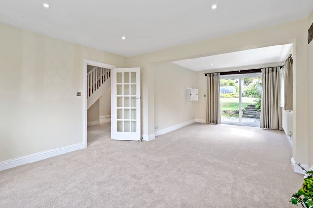Minsterley, 24, Riverside Drive, Surrey photo 3
