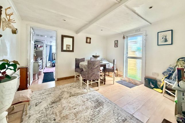 161, Coast Road, Pevensey photo 4