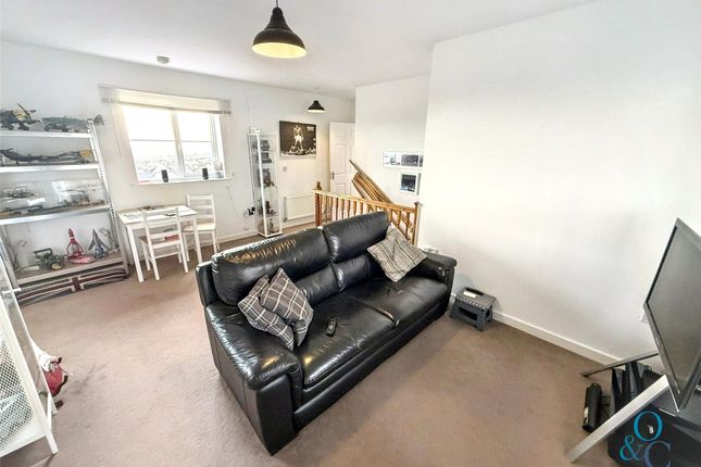 29, Gwithian Road, St Austell photo 3
