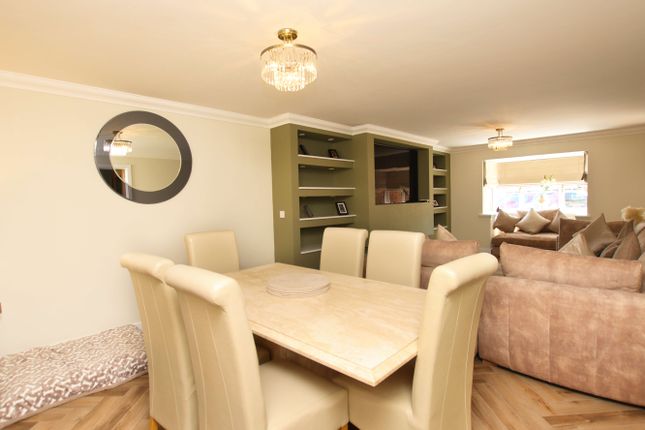1, White House Farm, Ebbw Vale photo 3