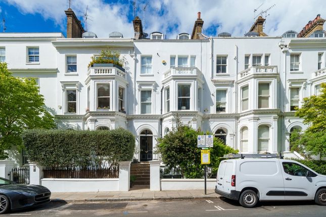 Studio flat on 5, 12, Sheffield Terrace, Kensington, £685,000