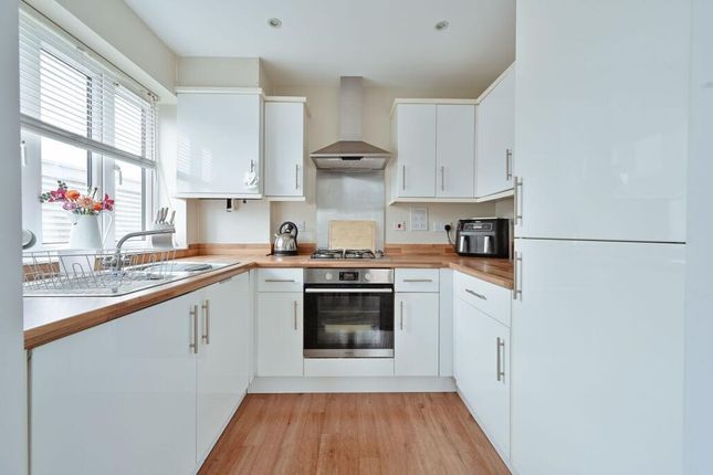 Ley Farm Close, Watford photo 2