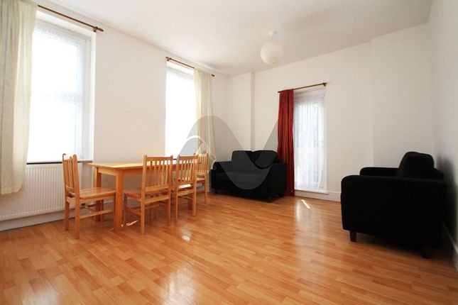 Flat to rent in Seven Sisters Road, London