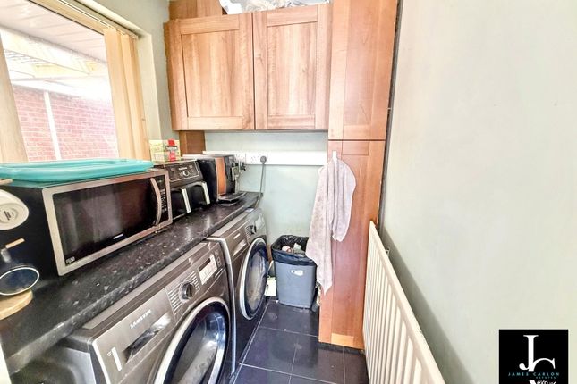 54, St. Michaels Close, Telford photo 4