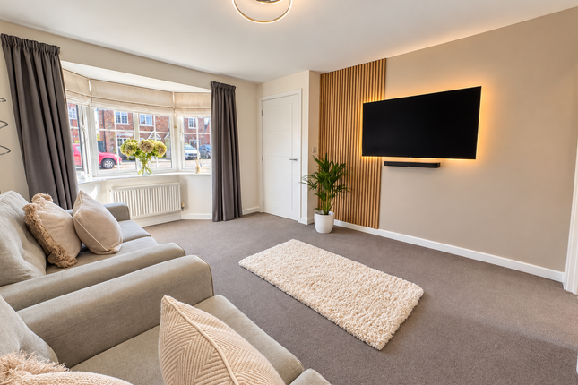 16, Chillingham Road, Winsford photo 3