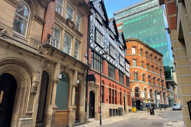 tudor-house-11-chapel-walks-manchester-m2-retail-premises-to-let