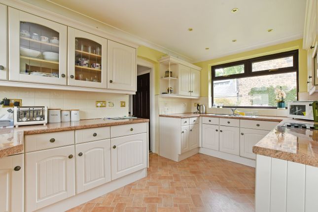 73, Lea Road, Dronfield photo 3