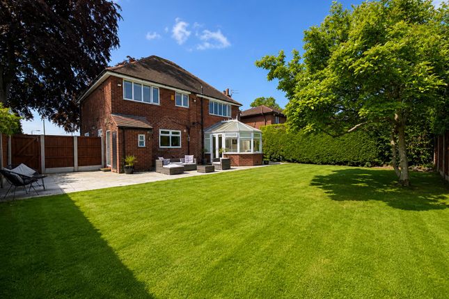 22, The Avenue, Sale photo 2