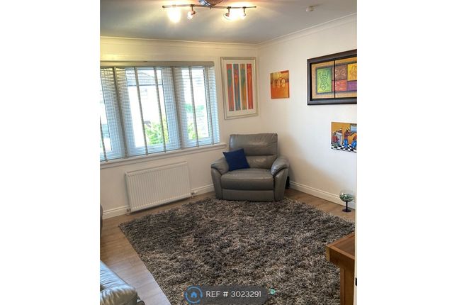 Green Road, Flat, Paisley photo 2