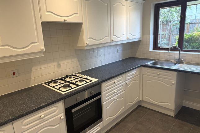 1 Harrower Drive, West Park Road, Maidstone photo 4