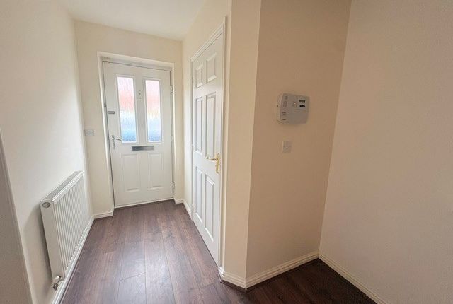31, Coventry photo 2