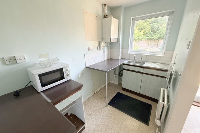 80, Vincenzo Close, Hatfield photo 4
