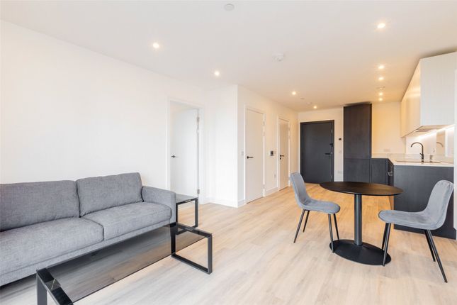 20, Silverleaf House, 1, Heartwood Boulevard, Acton photo 2