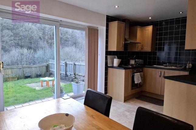 90, Gwyddon Road, Abercarn photo 3