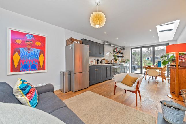30, Castle Road, St. Albans photo 2