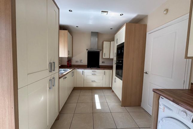 21, Port Talbot Close, Liverpool photo 3