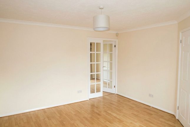 15, Fern Grove, Bristol photo 5
