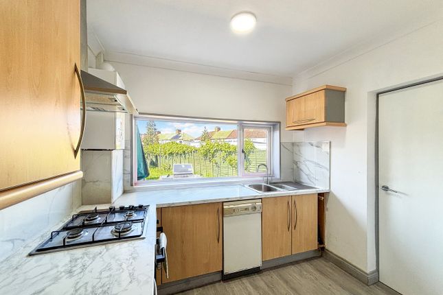 2, Shaldon Road, Edgware photo 3