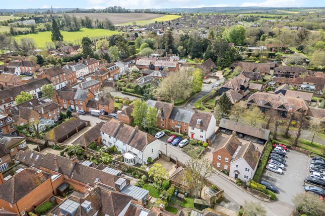 Town house for sale in Queens Mead Gardens, Odiham, Hampshire